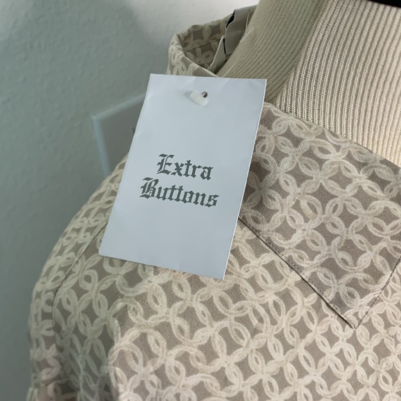 Talbots pure silk Cream Textured Button-Down Shirt size 16 - Picture 5 of 14